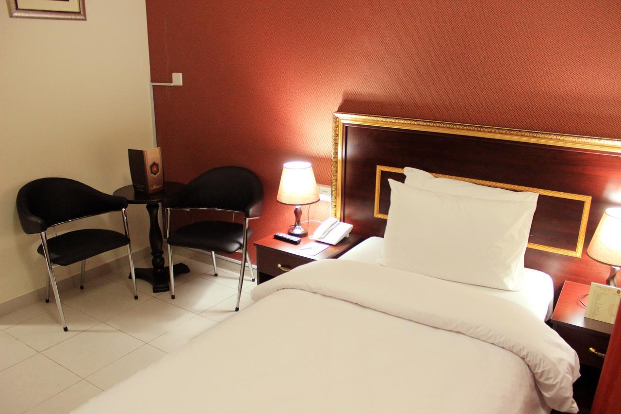 Montreal Naif Hotel Dubaj Zewnętrze zdjęcie