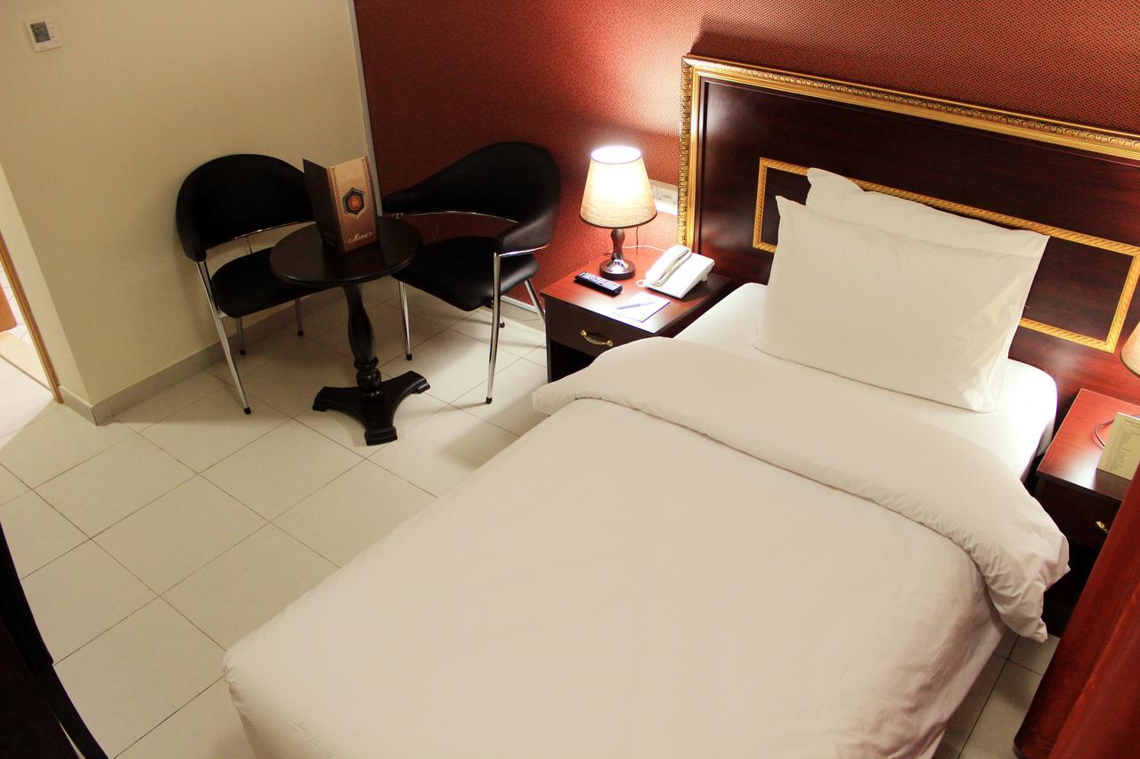 Montreal Naif Hotel Dubaj Zewnętrze zdjęcie