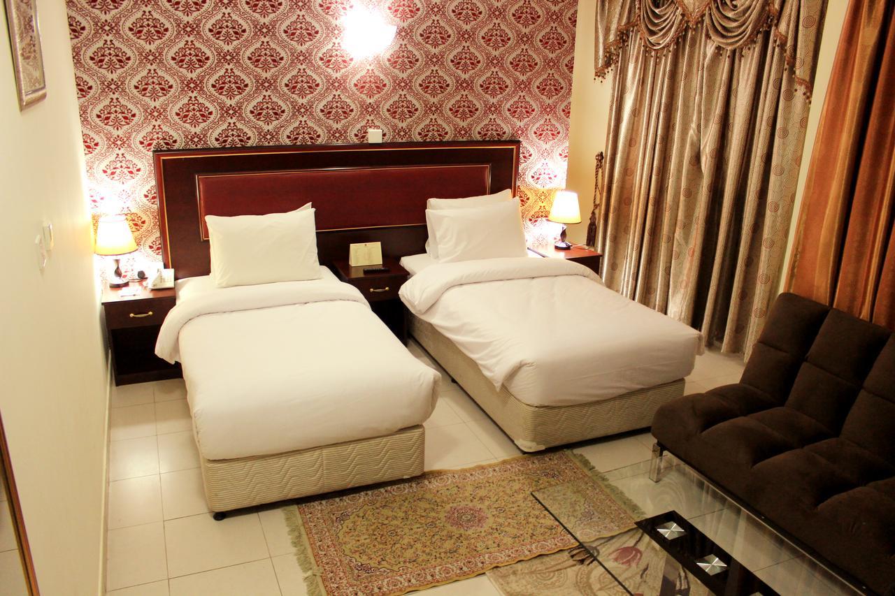 Montreal Naif Hotel Dubaj Zewnętrze zdjęcie