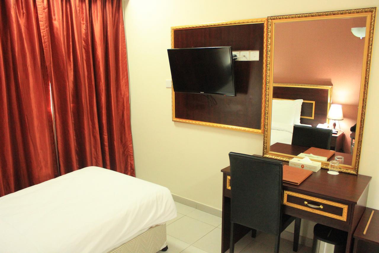 Montreal Naif Hotel Dubaj Zewnętrze zdjęcie