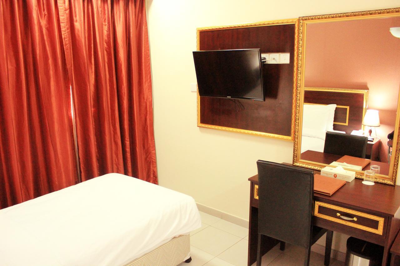 Montreal Naif Hotel Dubaj Zewnętrze zdjęcie